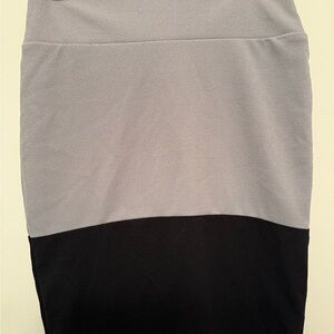 LuLaRoe Two-Tone Gray and Black Pencil Skirt